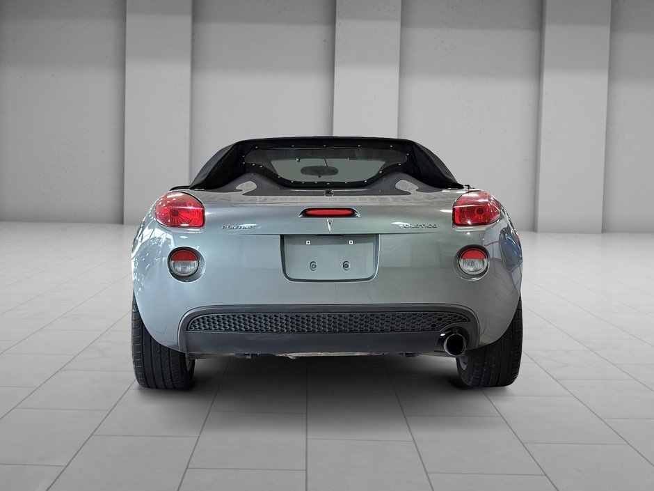 Pontiac Solstice TOIT AMOVIBLE TOILE CUIR CLIMATISATION MAGS 2007-14