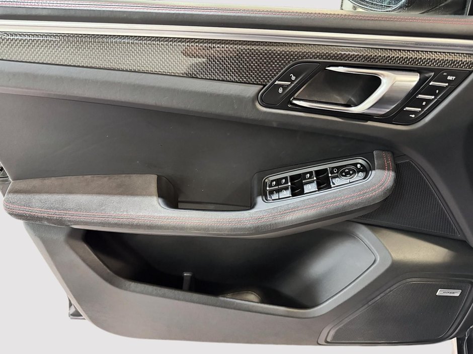 Porsche Macan GTS PACK DESIGN & SPORT TOIT PANO CUIR SON BOSE 2018-19