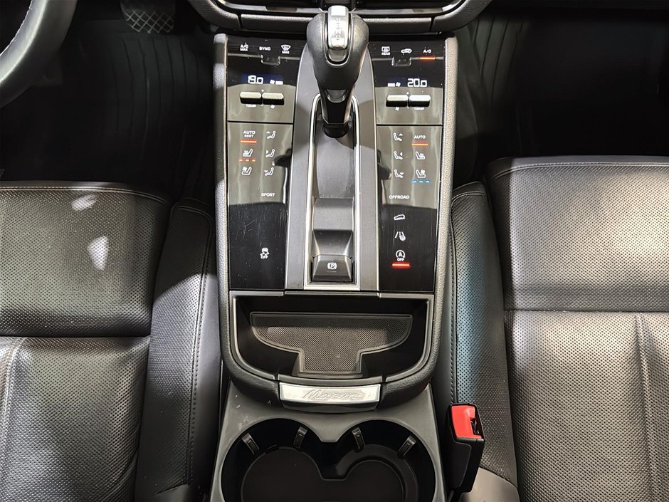 2022 Porsche Macan AWD PREMIUM PACK CUIR NAV TOIT PANO CAM-22