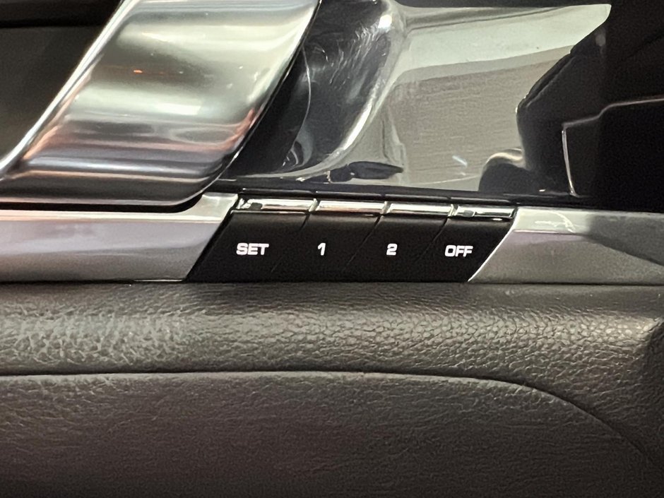Porsche Panamera 4 TOIT OUVRANT GPS CUIR SYSTEME SON BOSE 2011-36