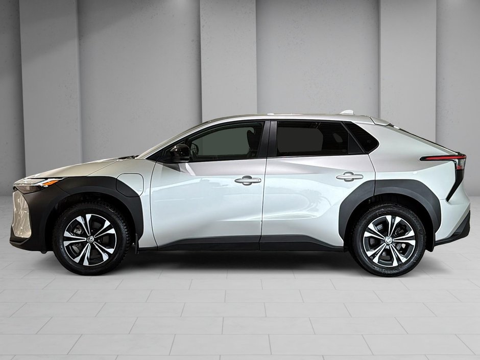 Toyota bZ4X SIEGES ET VOLANTS CHAUFFANTS AIR CLIMATISÉE FWD 2023-7