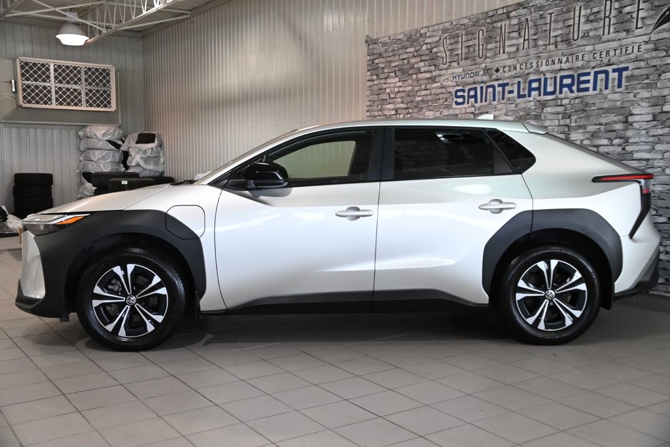 Toyota bZ4X SIEGES ET VOLANTS CHAUFFANTS AIR CLIMATISÉE FWD 2023-15