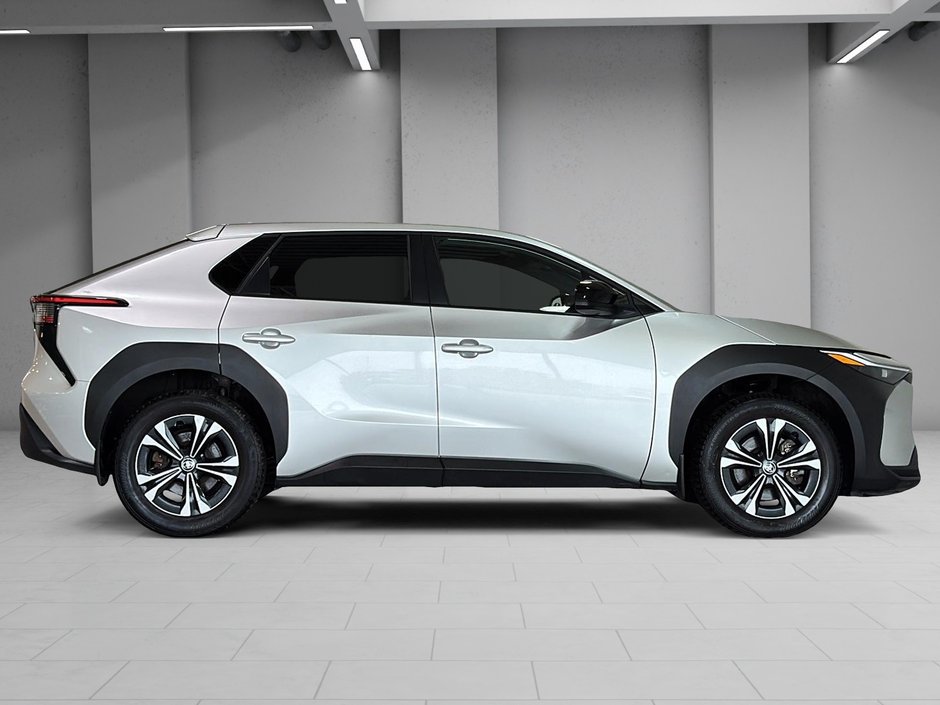 Toyota bZ4X SIEGES ET VOLANTS CHAUFFANTS AIR CLIMATISÉE FWD 2023-14