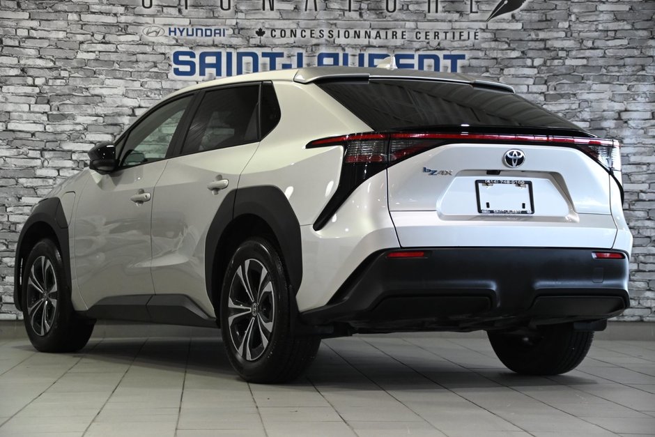 Toyota bZ4X SIEGES ET VOLANTS CHAUFFANTS AIR CLIMATISÉE FWD 2023-10