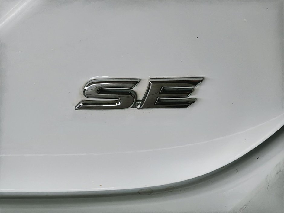 Toyota Camry SE CUIR SIEGE ELECTRIQUE CLIM AUTO MAGS 2020-12