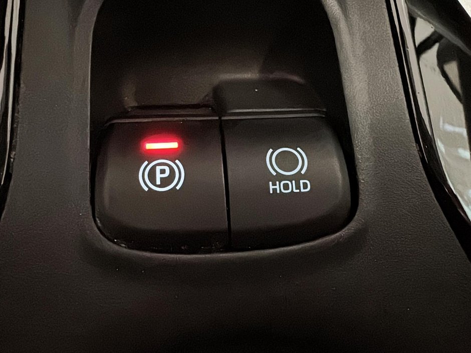Toyota Corolla Cross XLE AWD GPS CARPLAY TOIT CUIR 2023-31