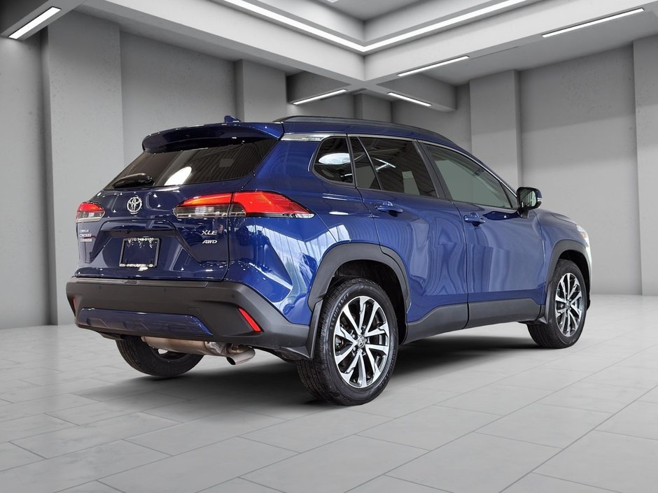 Toyota Corolla Cross XLE AWD GPS CARPLAY TOIT CUIR 2023-9