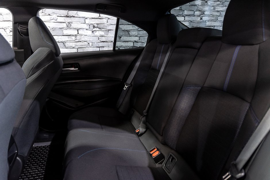 Toyota Corolla SE UPGRADE TOIT SIEGES CHAUFFANT  JANTES 18 POUCES 2022-23