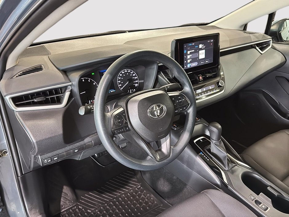 Toyota Corolla LE CARPLAY SIEGES CHAUFFANTS CLIM CRUISE ADAPTATIF 2024-2