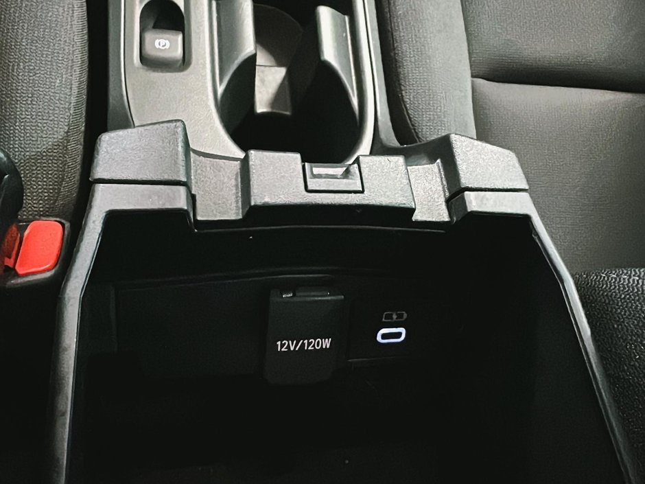 Toyota Corolla LE CARPLAY SIEGES CHAUFFANTS CLIM CRUISE ADAPTATIF 2024-36