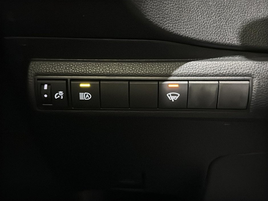 Toyota Corolla LE CARPLAY SIEGES CHAUFFANTS CLIM CRUISE ADAPTATIF 2024-34