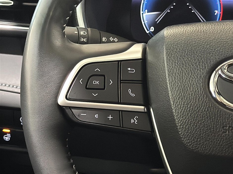 Toyota Highlander LIMITED AWD GPS CUIR TOIT PANORAMIQUE SON JBL 2023-36