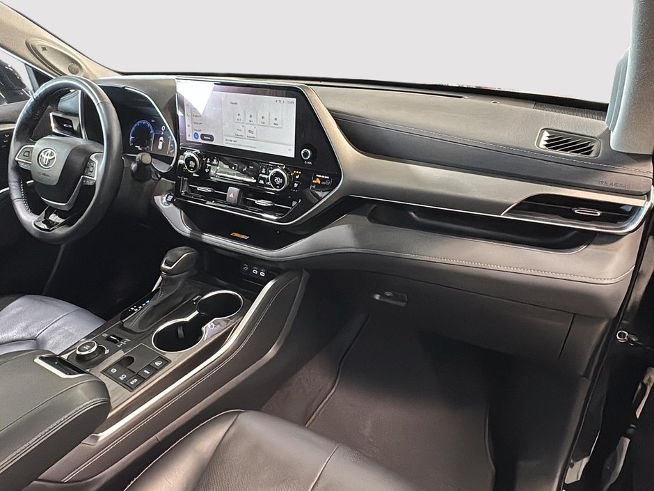 Toyota Highlander LIMITED AWD GPS CUIR TOIT PANORAMIQUE SON JBL 2023-18