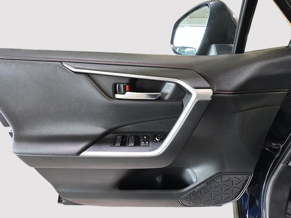 Toyota RAV4 Prime XSE HYBRID PLUG TOIT OUVRANT GPS CUIR CARPLAY 2023-20