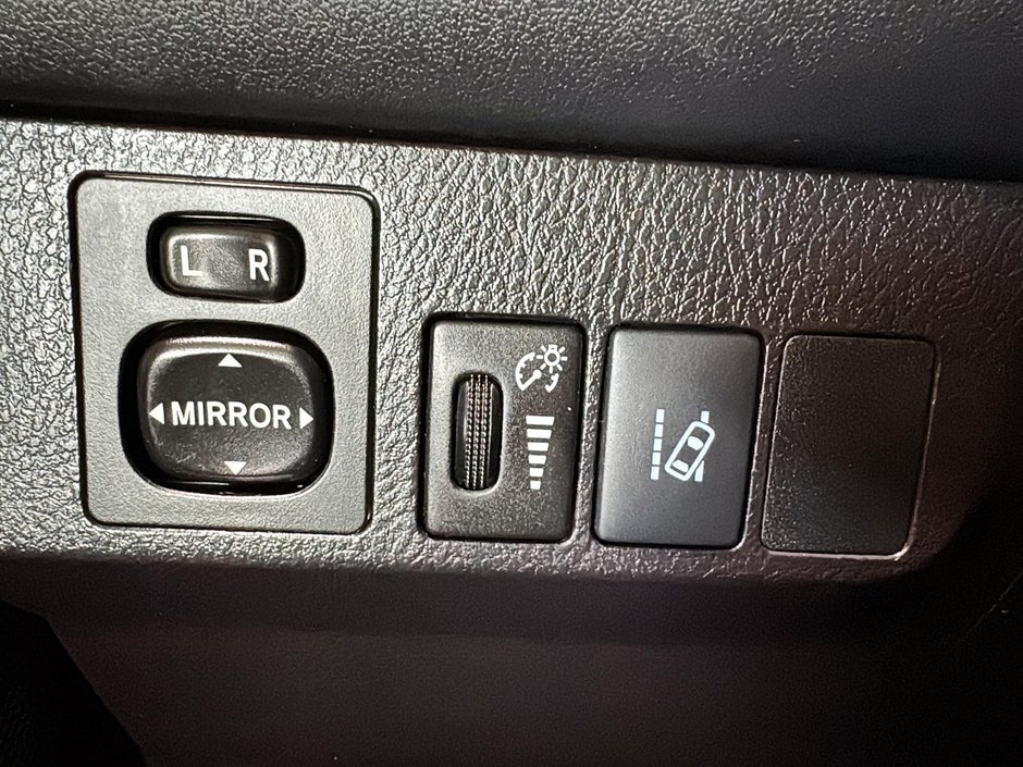 Toyota RAV4 LE AWD A/C SIEGES CHAUFFANTS CAMERA BLUETOOTH 2018-34
