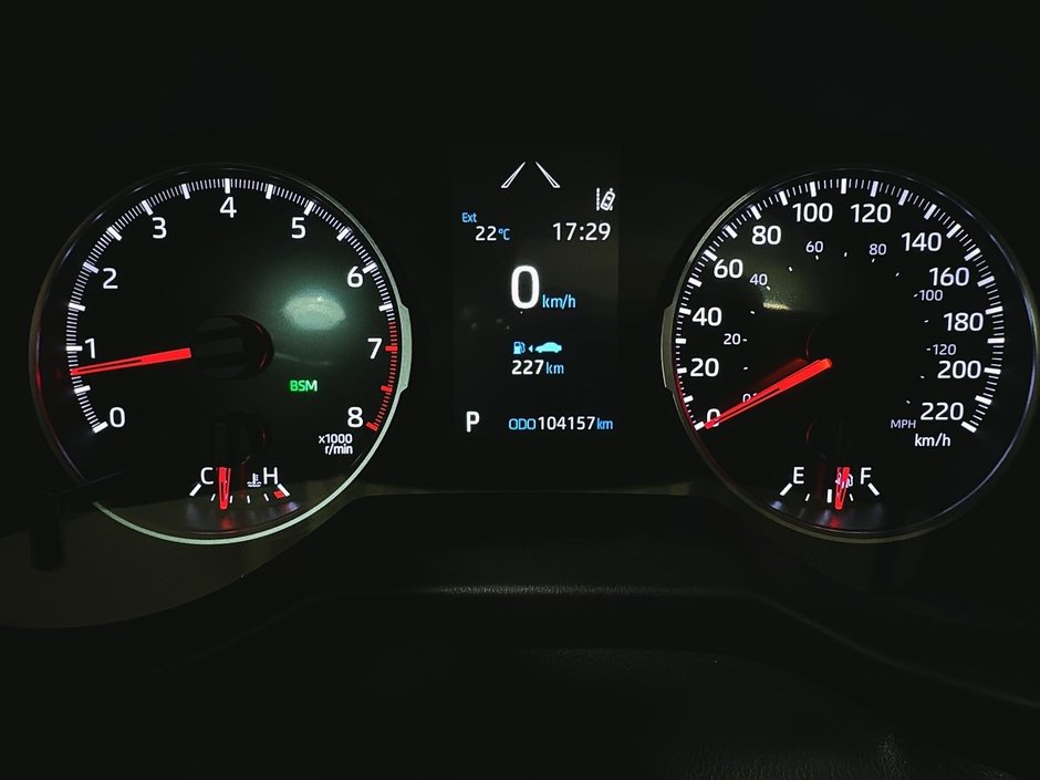 Toyota RAV4 XLE AWD TOIT OUVRANT SIEGES CHAUFFANTS CARPLAY 2019-37