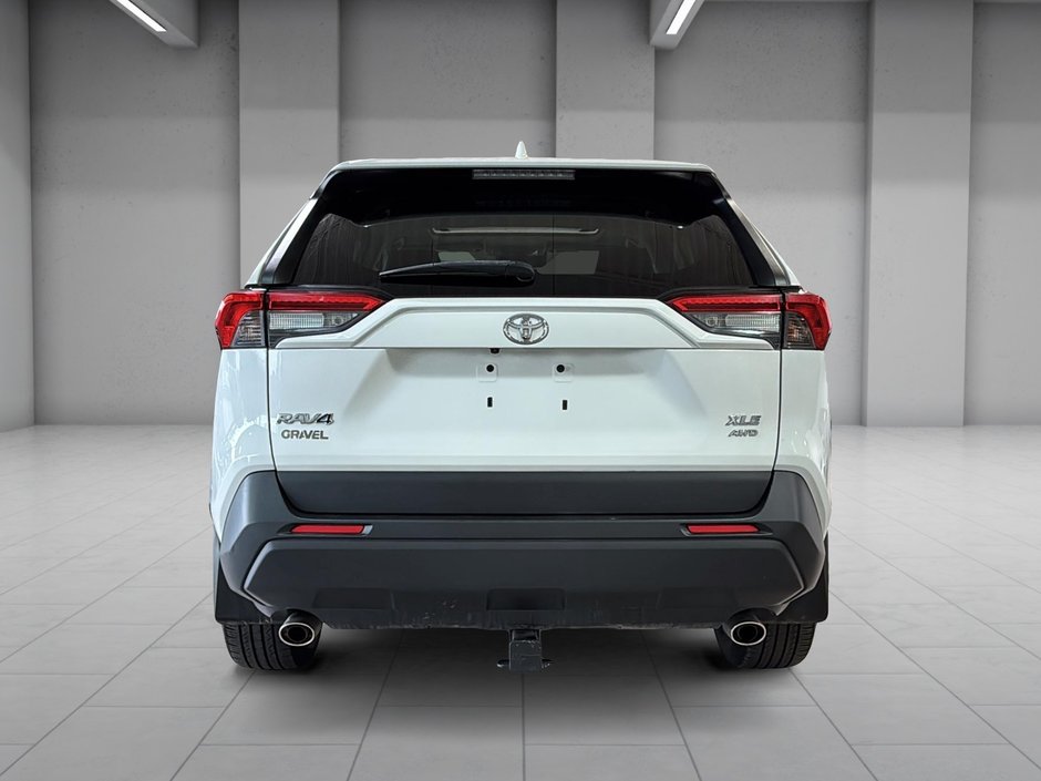 Toyota RAV4 XLE AWD TOIT CARPLAY CAM 2021-11