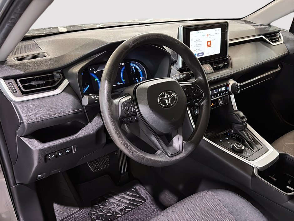 Toyota RAV4 LE HYBRID AWD CARPLAY CAM SIEGES CHAUFFANTS 2023-2