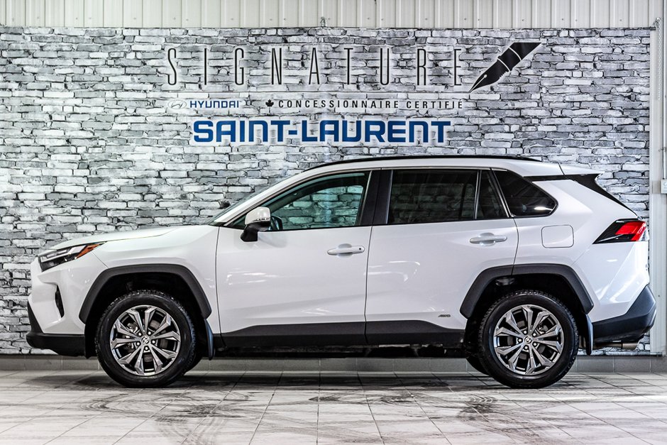 2024 Toyota RAV4 HYBRID XLE AWD TOIT OUVRANT CUIR SIÈGES CHAUFFANTS-17