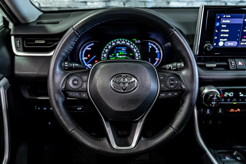 2024 Toyota RAV4 HYBRID XLE AWD TOIT OUVRANT CUIR SIÈGES CHAUFFANTS-9