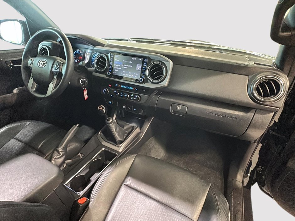 Toyota Tacoma TRD SPORT MANUEL 6 VIT. GPS CARPLAY TOIT CUIR 2023-19