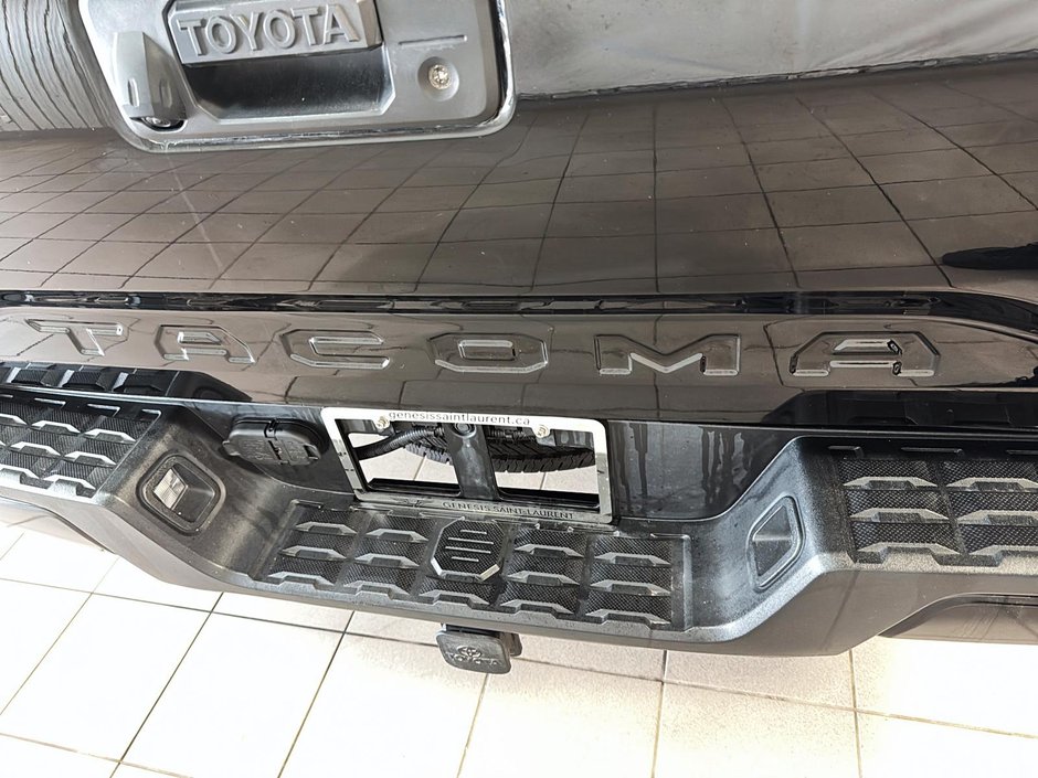 Toyota Tacoma TRD SPORT MANUEL 6 VIT. GPS CARPLAY TOIT CUIR 2023-14