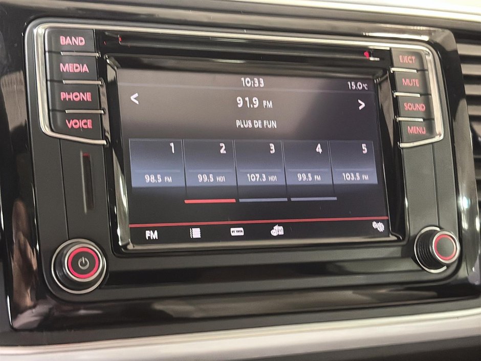 Volkswagen Beetle Coupe CLASSIC CAMERA TOIT PANORAMIQUE BAS KILOMETRAGE 2017-28