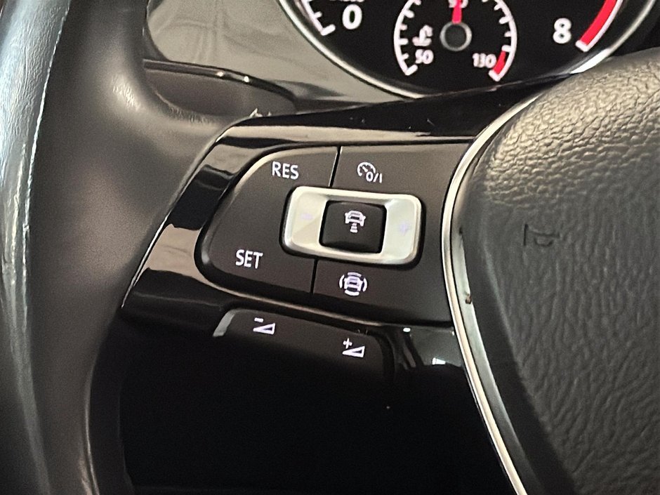 Volkswagen Golf COMFORTLINE TOIT OUVRANT CUIR CARPLAY 2019-33