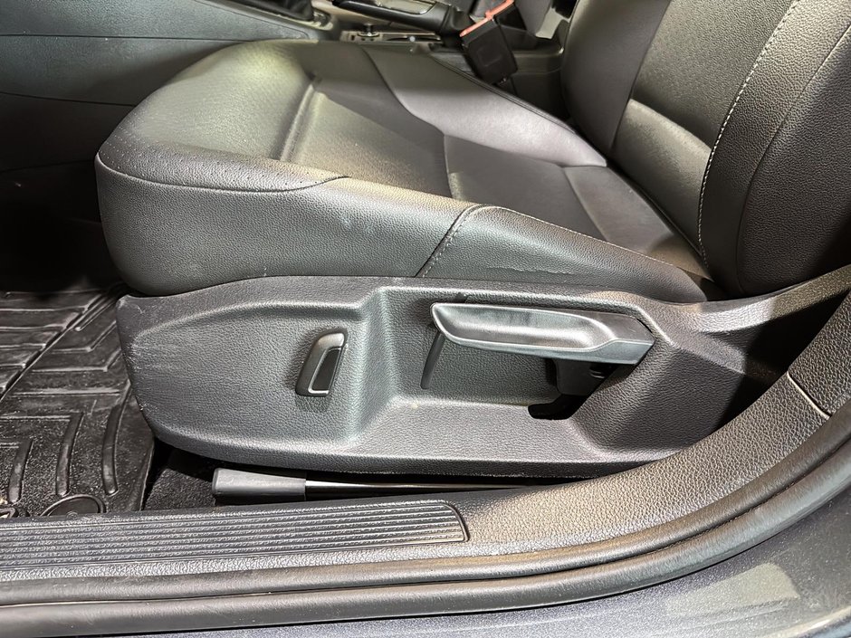 Volkswagen Golf COMFORTLINE TOIT OUVRANT CUIR CARPLAY 2019-20
