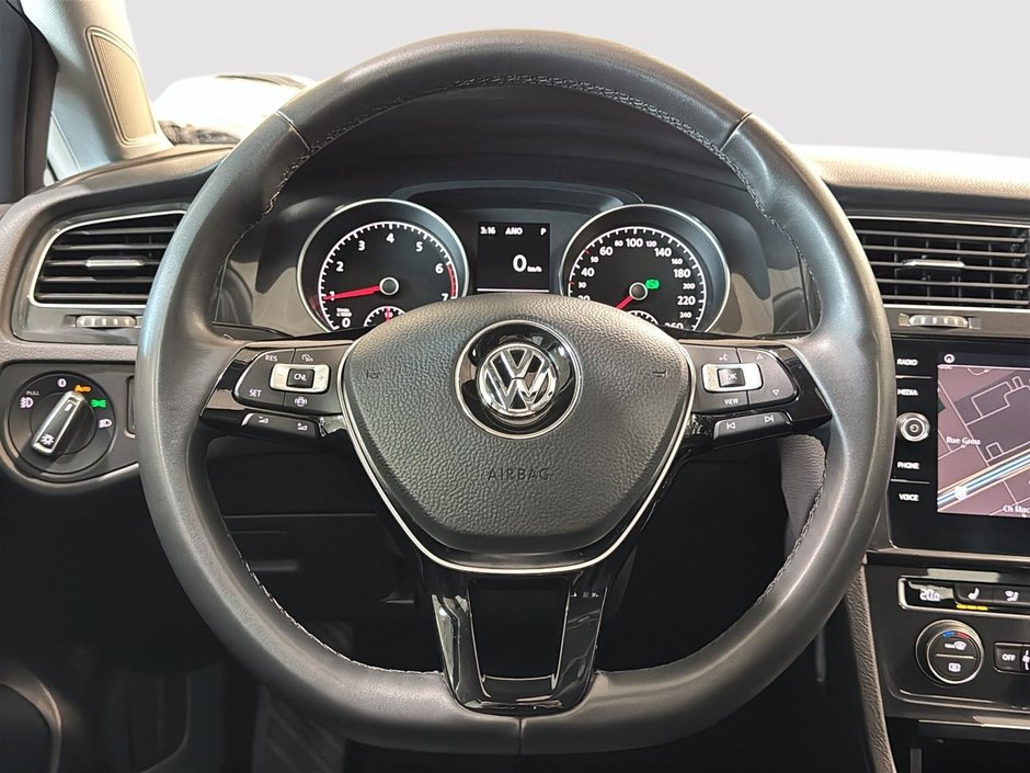 Volkswagen Golf HIGHLINE TOIT OUVRANT CUIR GPS SIEGES CHAUFFANTS 2020-33