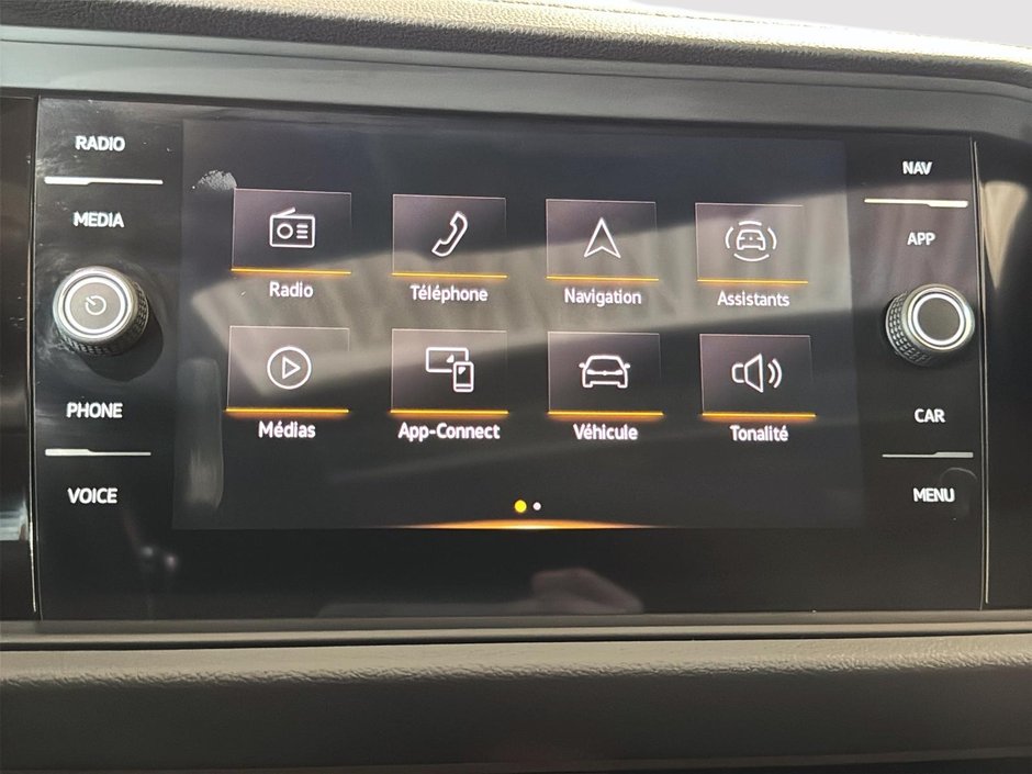 Volkswagen Jetta GLI AUTOBAHN TOIT OUVRANT GPS CARPLAY CUIR 2024-28