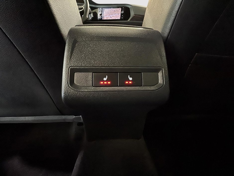 Volkswagen Jetta GLI AUTOBAHN TOIT OUVRANT GPS CARPLAY CUIR 2024-40