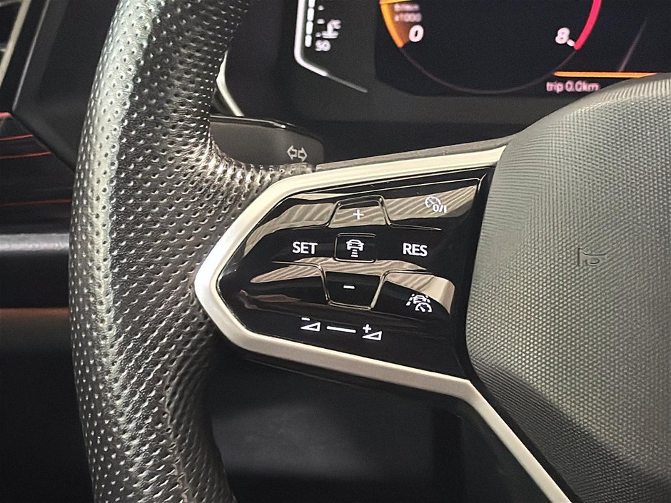 Volkswagen Jetta GLI AUTOBAHN TOIT OUVRANT GPS CARPLAY CUIR 2024-35