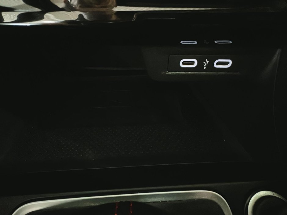 Volkswagen Jetta GLI AUTOBAHN TOIT OUVRANT GPS CARPLAY CUIR 2024-39