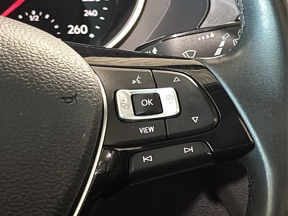 Volkswagen Tiguan COMFORTLINE 2020-35