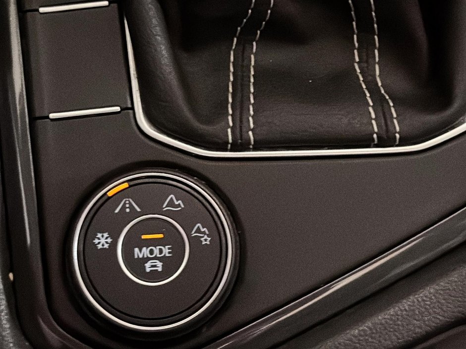 2022 Volkswagen Tiguan Comfortline TOIT SIEGES CHAUFFANTS CAM GPS-27