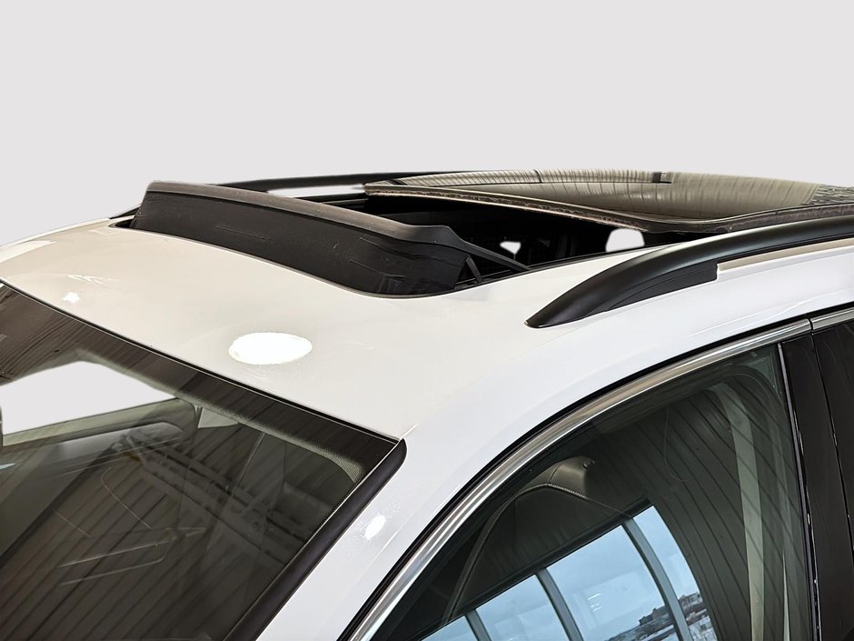 2022 Volkswagen Tiguan Comfortline TOIT SIEGES CHAUFFANTS CAM GPS-4