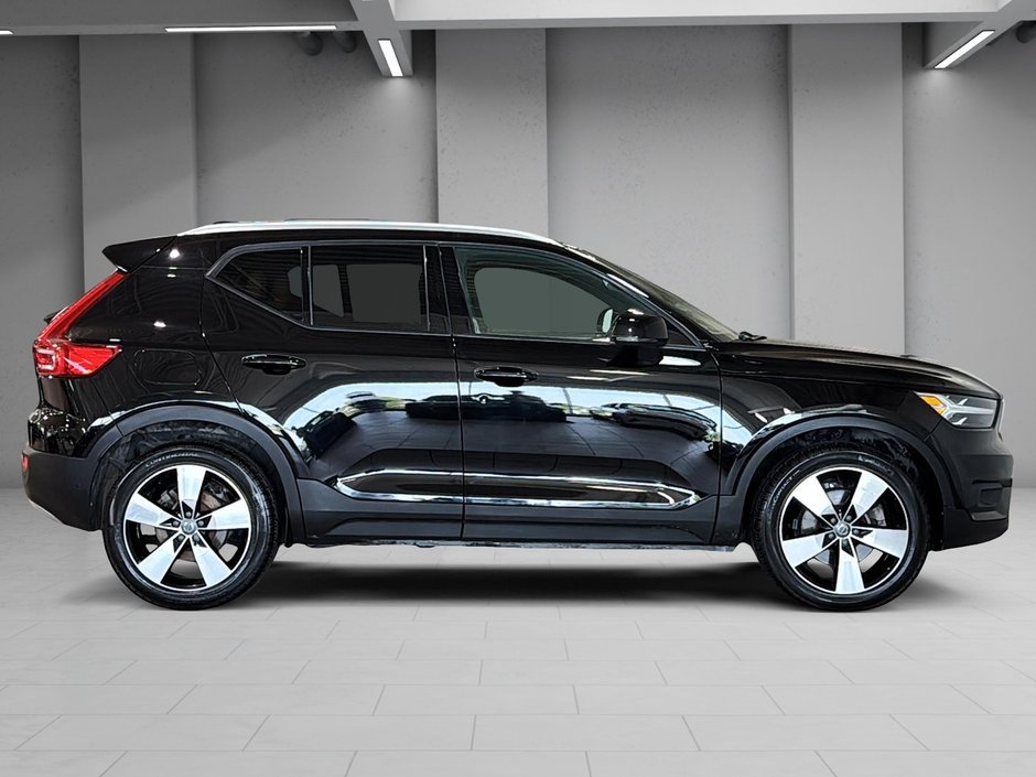 Volvo XC40 T5 MOMENTUM AWD CUIR TOIT PANORAMIQUE 2020-16