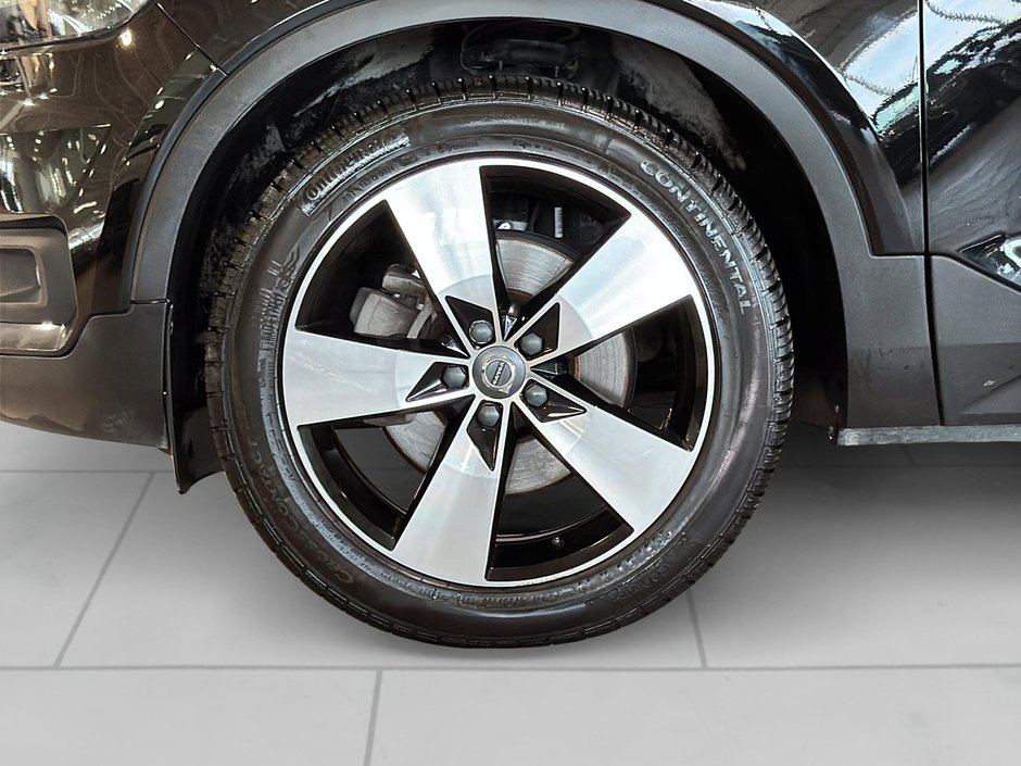 Volvo XC40 T5 MOMENTUM AWD CUIR TOIT PANORAMIQUE 2020-6