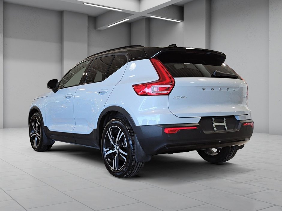 Volvo XC40 T5 R-DESIGN TOIT PANO GPS CUIR CARPLAY 2022-6