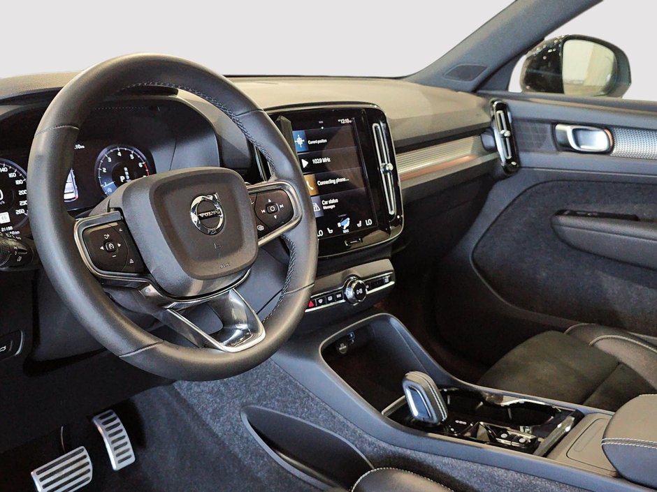 Volvo XC40 T5 R-DESIGN TOIT PANO GPS CUIR CARPLAY 2022-12
