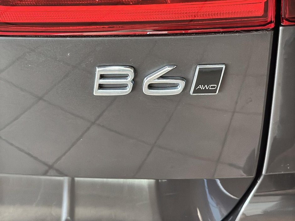 Volvo XC60 R-DESING B6 AWD 295HP TURBO HYBRIDE LEGERE CUIR 2022-15
