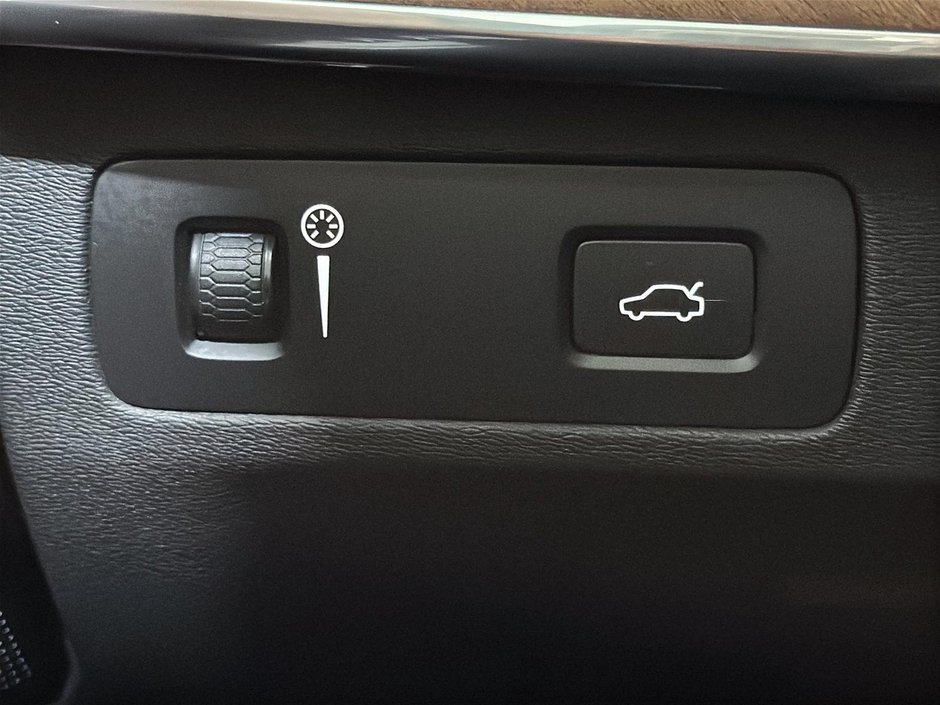 2019 Volvo XC90 INSCRIPTION T6 AWD 7 PLACES TOIT PANO CUIR CARPLAY-37