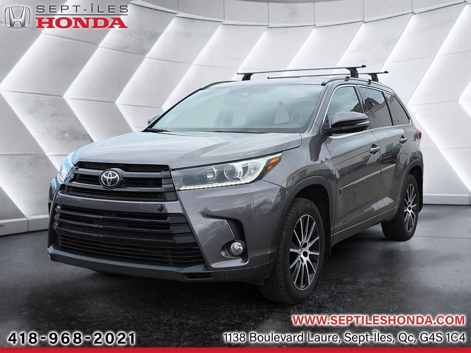 2017 Toyota Highlander XLE in Sept-Iles, Quebec