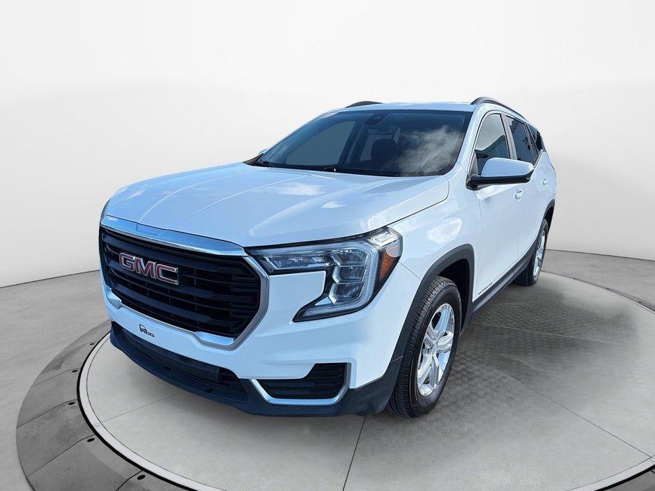 2023 GMC Terrain SLE in Chicoutimi, Quebec