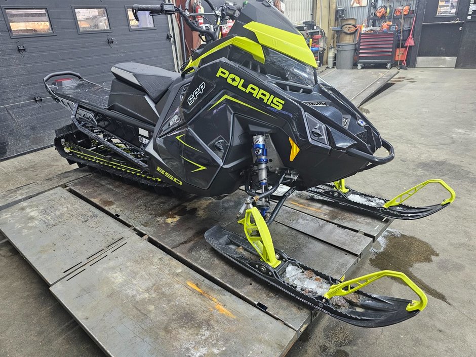 Polaris PRO RMK 850 SLASH 155  2022