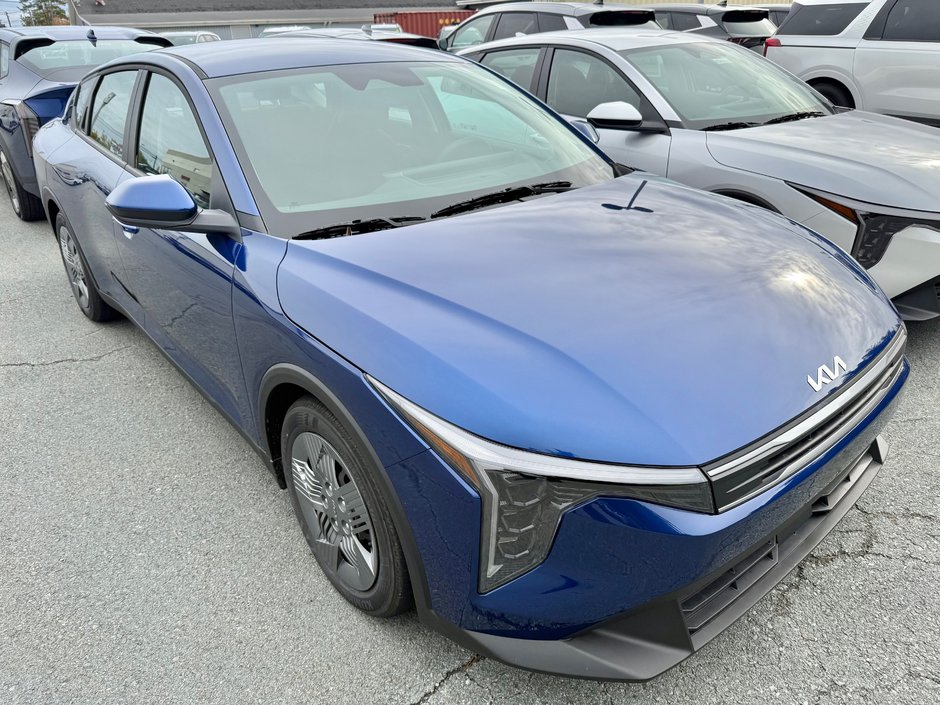 Kia K4 LX | Cam | USB | HtdSeats | Warranty to 2031 2027 à Hebbville, Nouvelle-Écosse