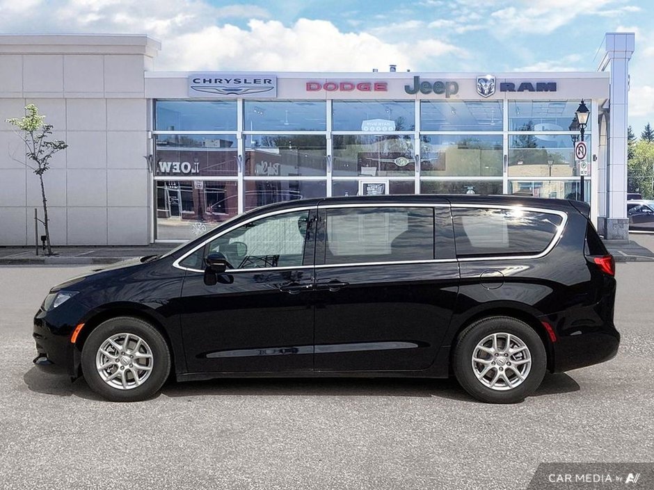 2025 Chrysler Grand Caravan SXT in Winnipeg, Manitoba