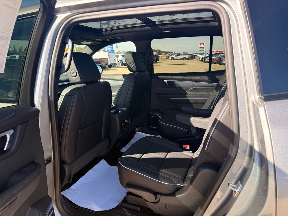 2026 Buick Enclave Sport Touring-12