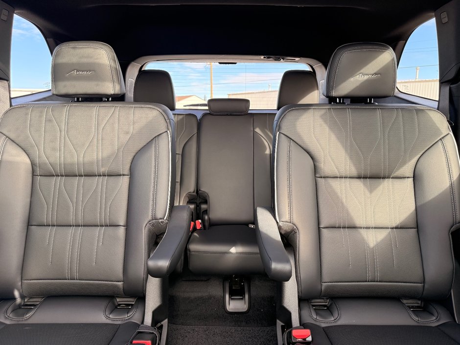 2026 Buick Enclave Avenir-13